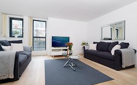 Trafalgar Sq 1 Bedr, 3 Beds Sleeps 6